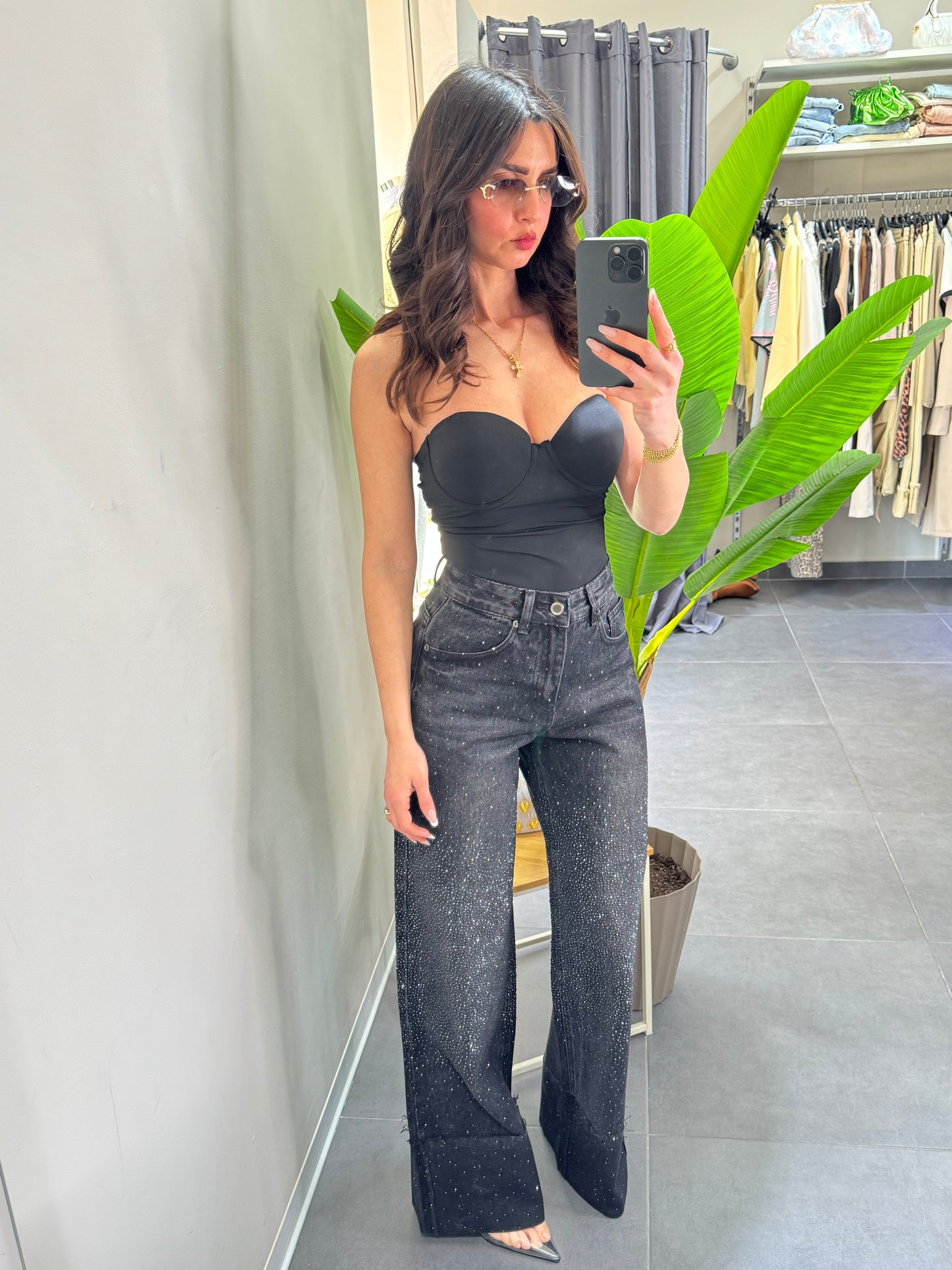Jeans piegone strass