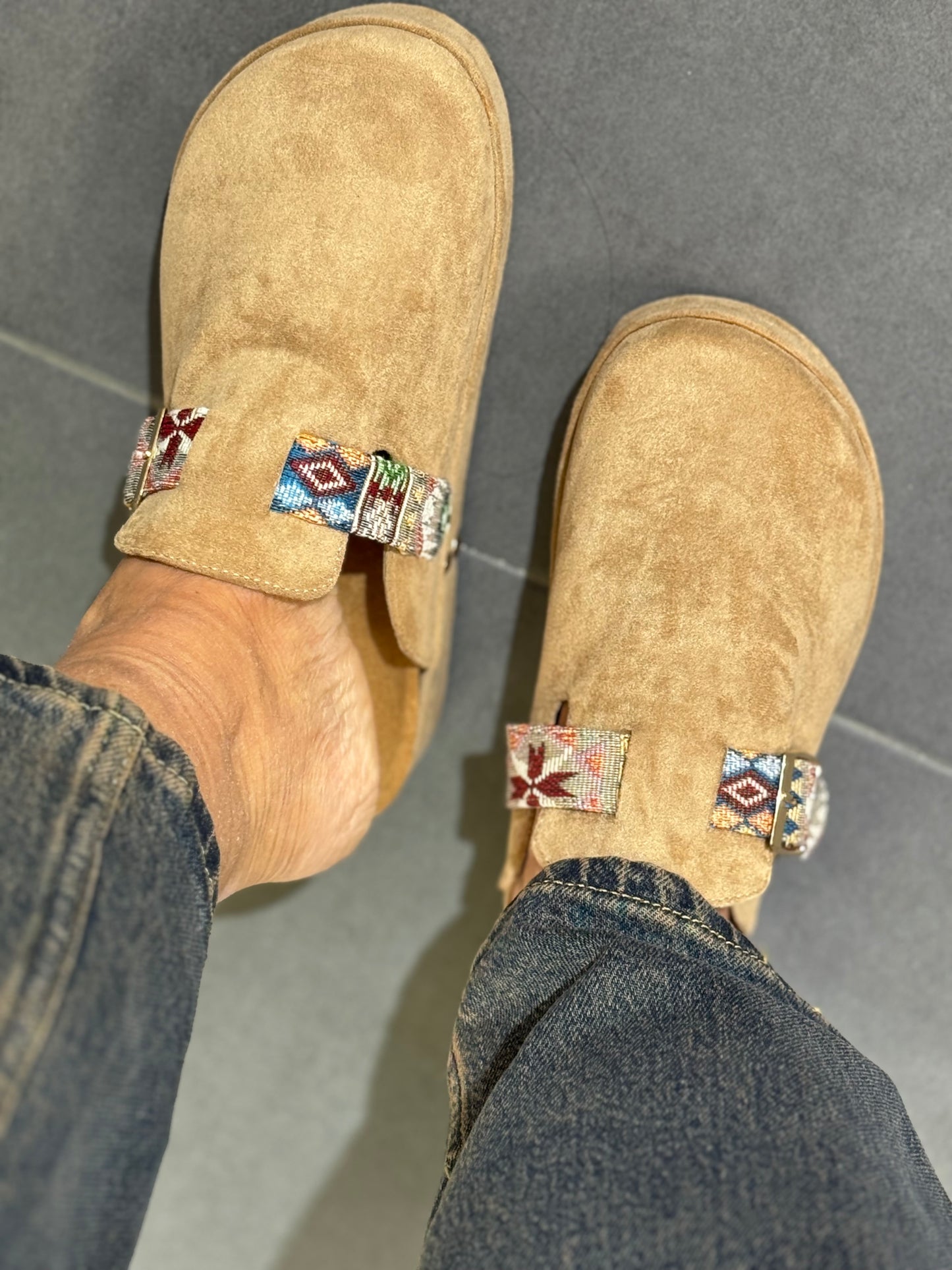 Sabot camel