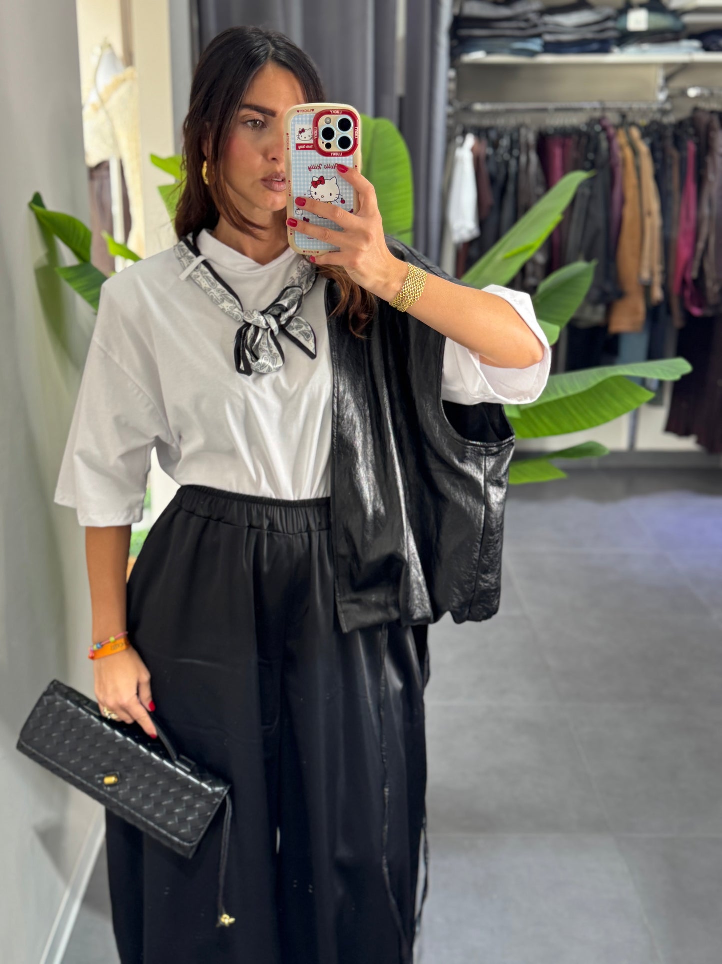 T-shirt justwest foulard