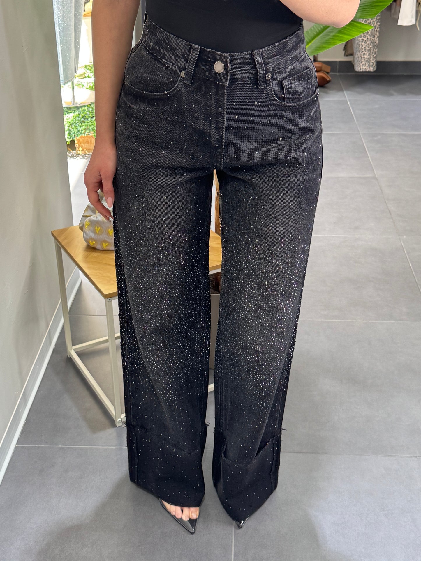 Jeans piegone strass