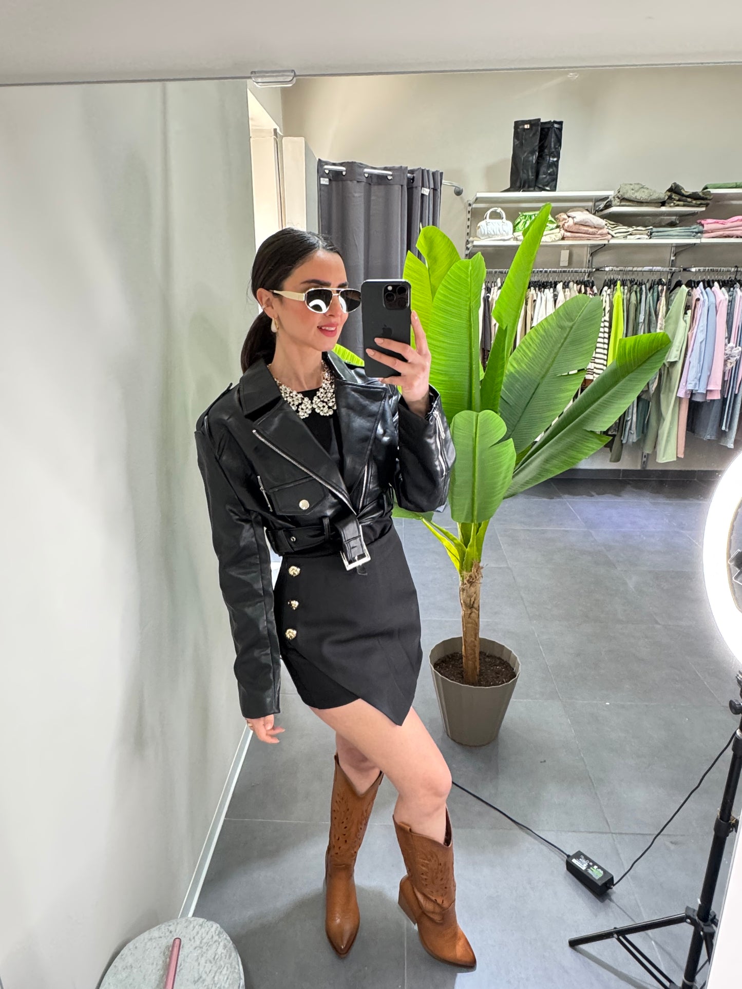 Chiodo crop