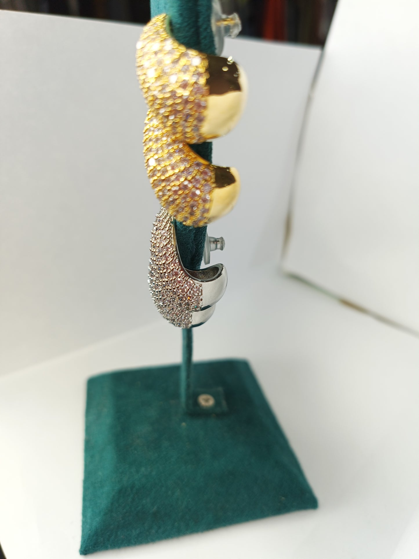 Orecchino Bottega Strass