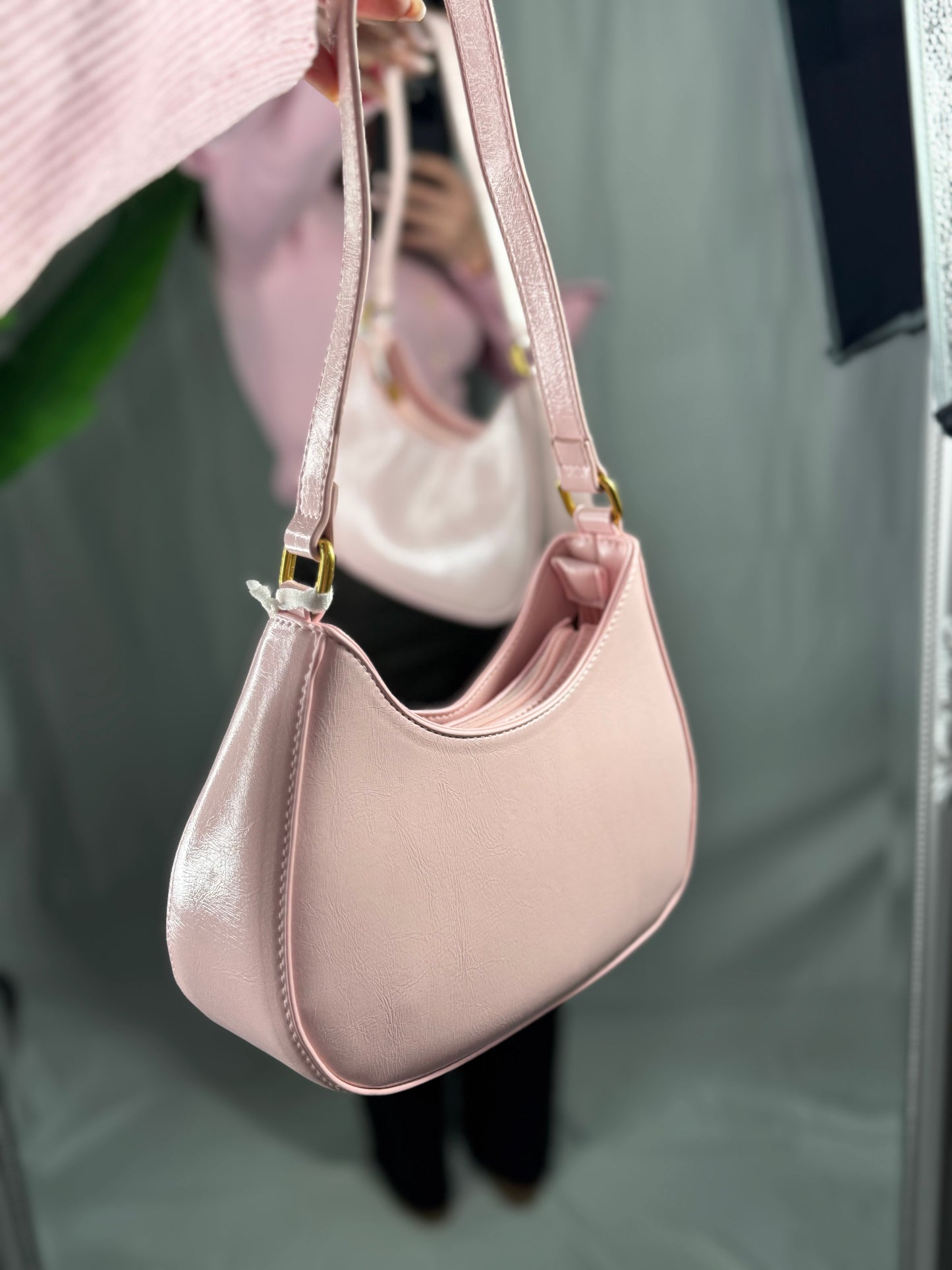 Borsa Lola