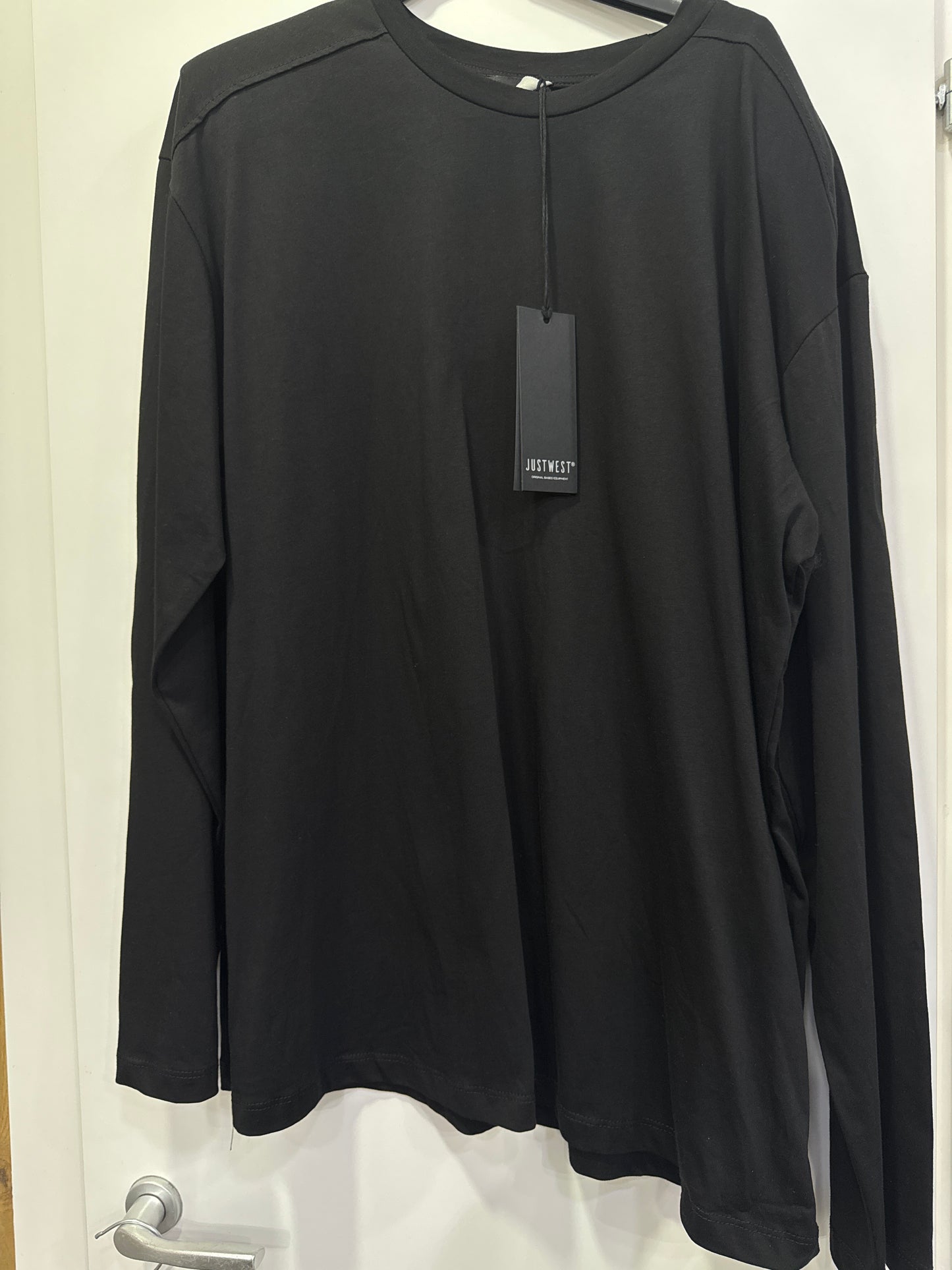 T shirt over justwest