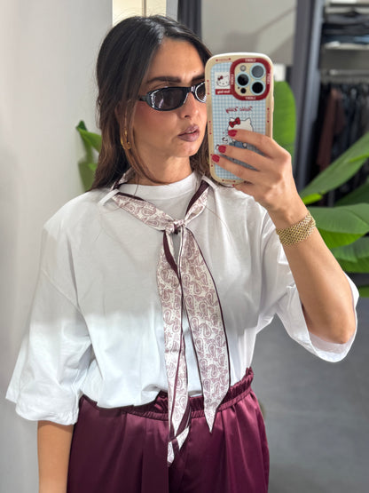 T-shirt justwest foulard
