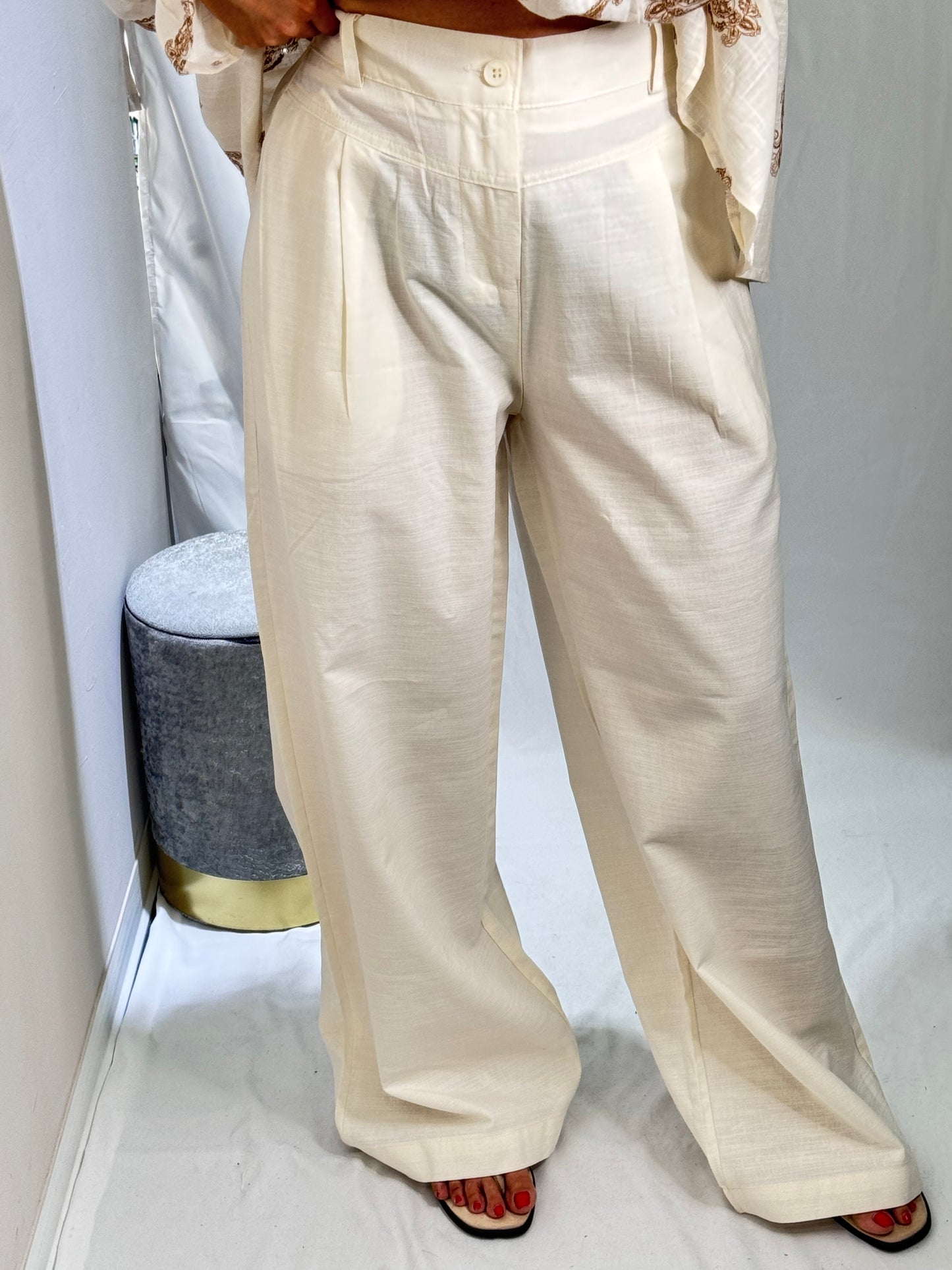 Pantaloni in lino panna