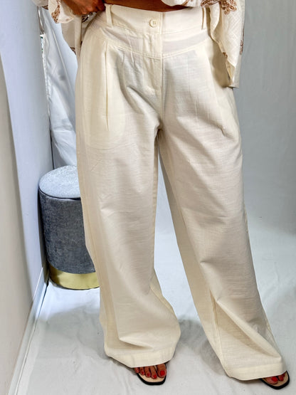 Pantaloni in lino panna
