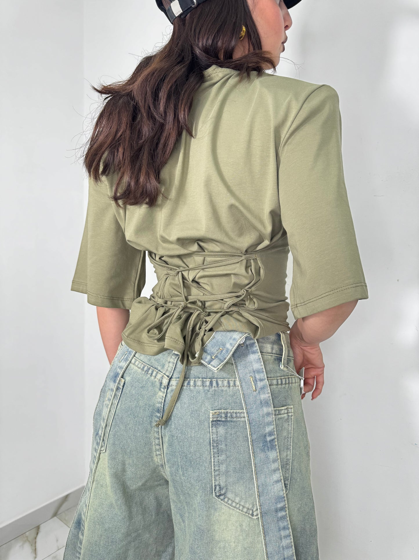 T shirt stringhe