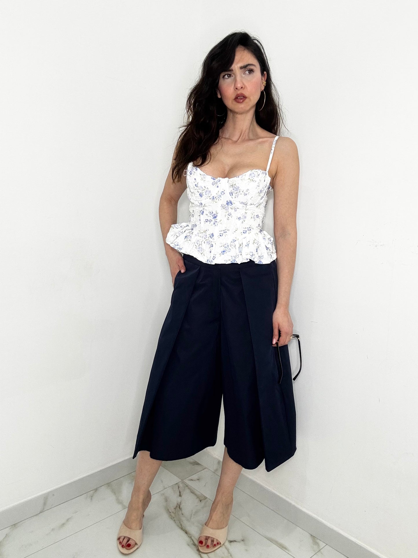 Top fiorellino blu
