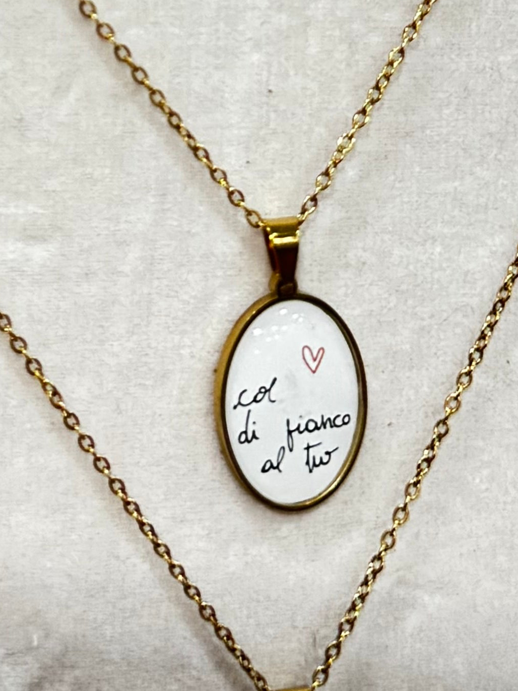 Collana ciondolo scritta