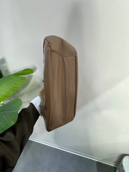 Clutch big size
