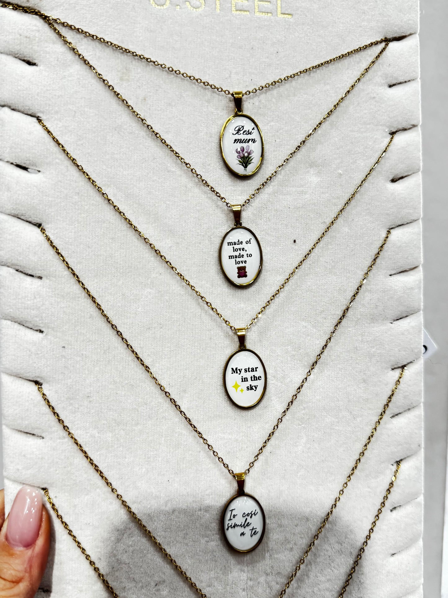 Collana ciondolo scritta