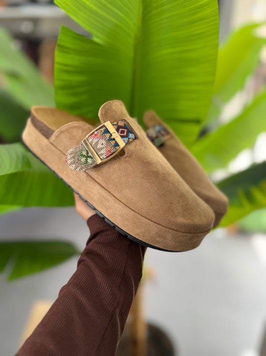 Sabot camel
