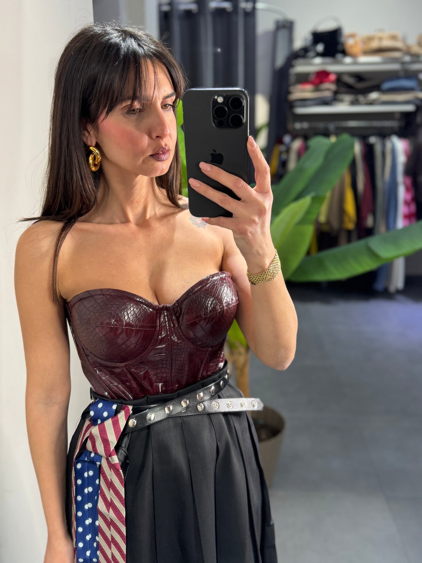Bustier America