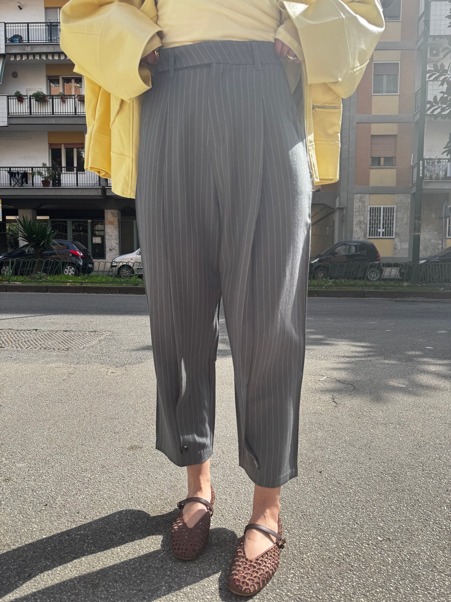 Pantalone Mom grigio