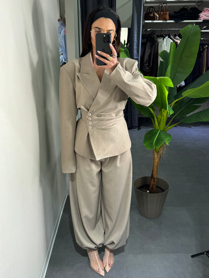 Tailleur Strange