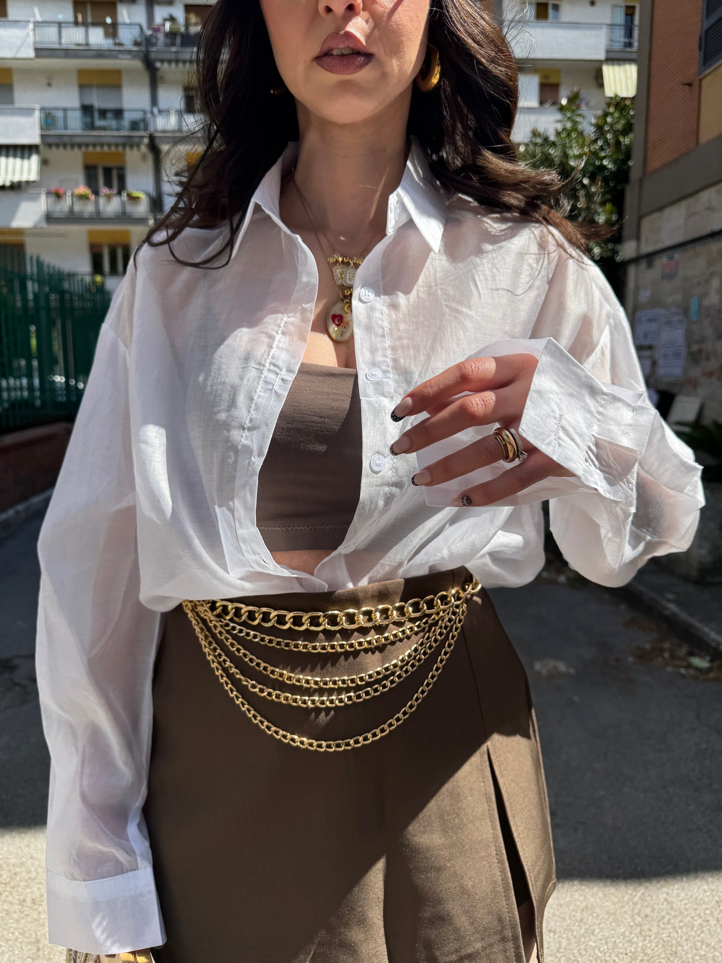 Camicia semivelata